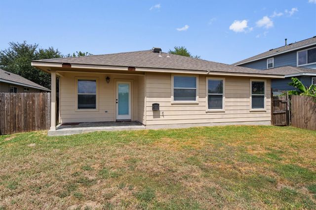 18029 Basketflower BND, Elgin, TX 78621