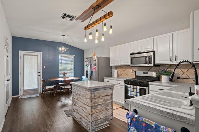 18029 Basketflower BND, Elgin, TX 78621