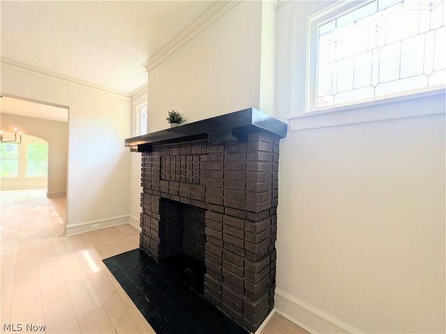 3270 Yorkshire Road, Cleveland Heights, OH 44118