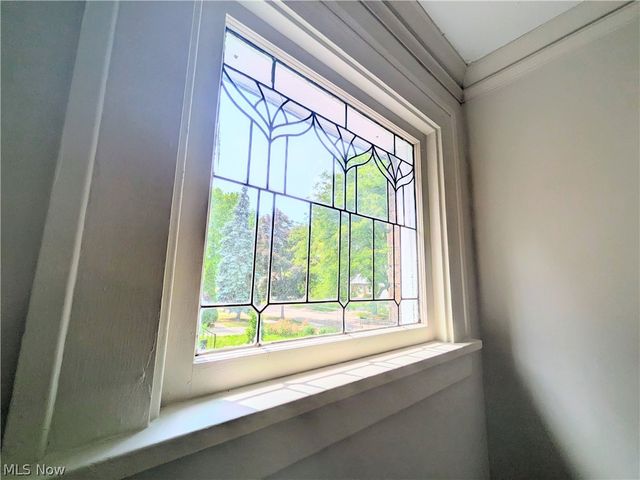 3270 Yorkshire Road, Cleveland Heights, OH 44118