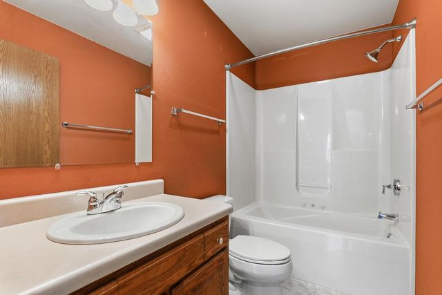 437 Kennedy COURT, Howards Grove, WI 53083