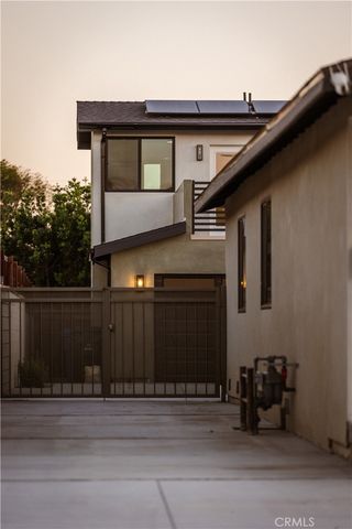 1558 W 214th Street, Torrance, CA 90501
