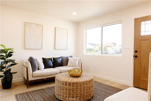 1558 W 214th Street, Torrance, CA 90501