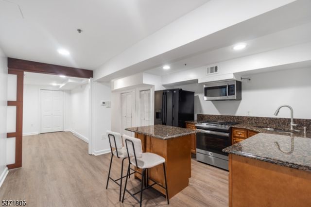 2608 Kennedy Blvd, Union City, NJ 07087