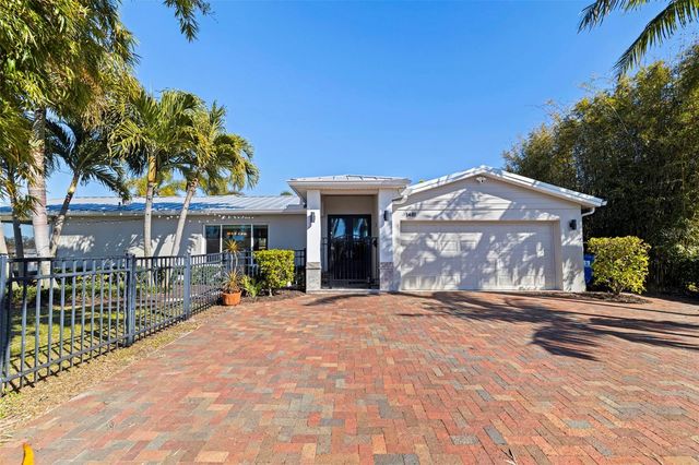 1481 49TH AVENUE NE, St Petersburg, FL 33703