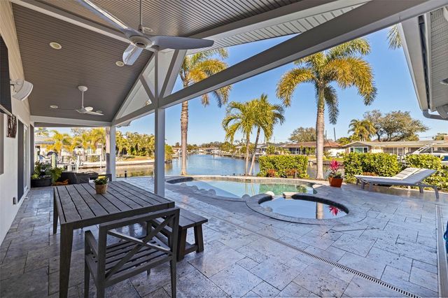 1481 49TH AVENUE NE, St Petersburg, FL 33703