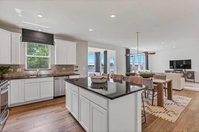 1207 Kessler Drive, Mundelein, IL 60060