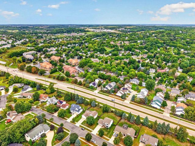 7126 Timberwood Drive, Madison, WI 53719