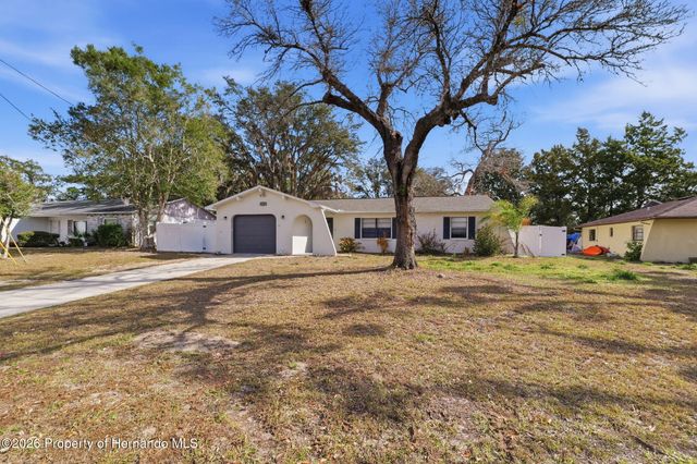 5236 Derby Avenue, Spring Hill, FL 34608