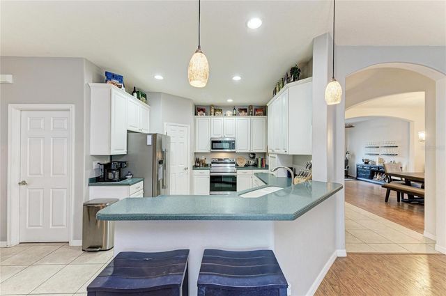 835 CEDARCREST COURT, Sarasota, FL 34232