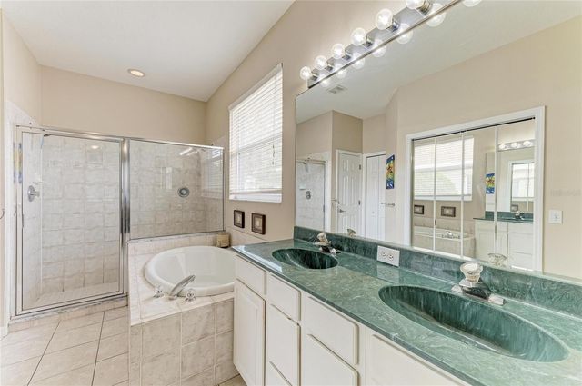 835 CEDARCREST COURT, Sarasota, FL 34232