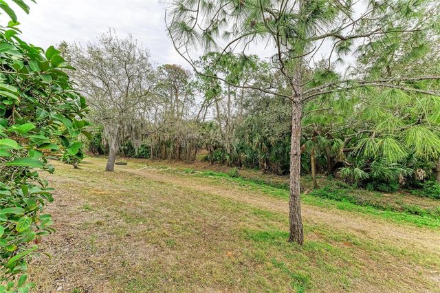 835 CEDARCREST COURT, Sarasota, FL 34232