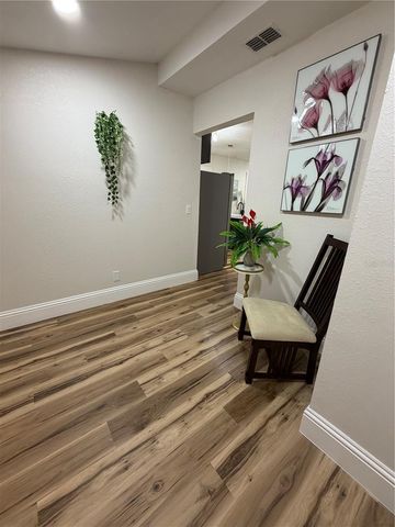 919 E 26TH AVENUE, Tampa, FL 33605