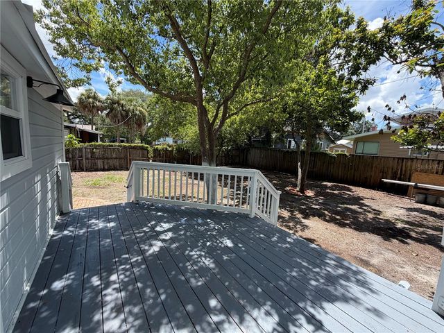 919 E 26TH AVENUE, Tampa, FL 33605