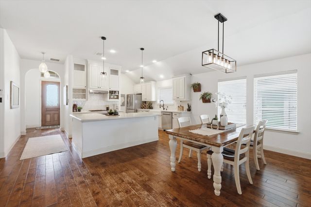 14720 Seventeen Lakes Boulevard, Fort Worth, TX 76262