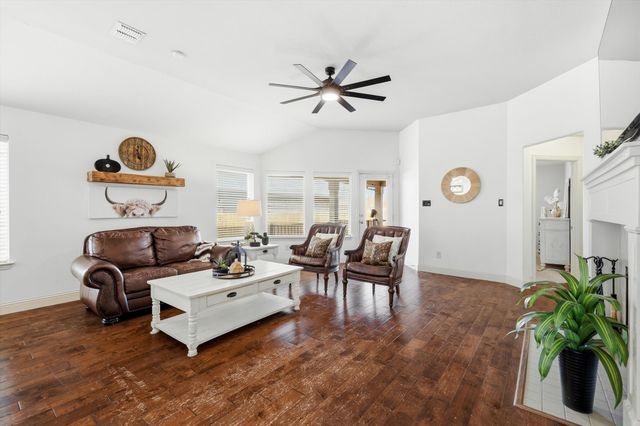 14720 Seventeen Lakes Boulevard, Fort Worth, TX 76262