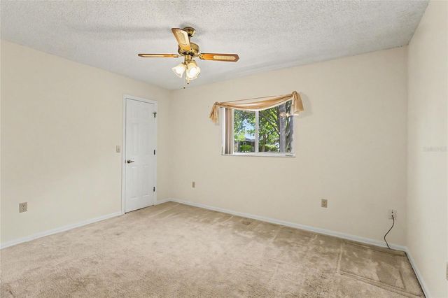5657 29TH STREET CIRCLE E, Bradenton, FL 34203