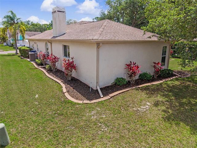 5657 29TH STREET CIRCLE E, Bradenton, FL 34203