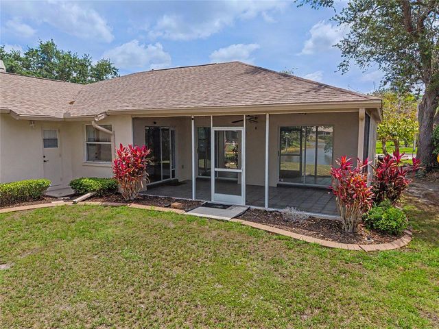 5657 29TH STREET CIRCLE E, Bradenton, FL 34203