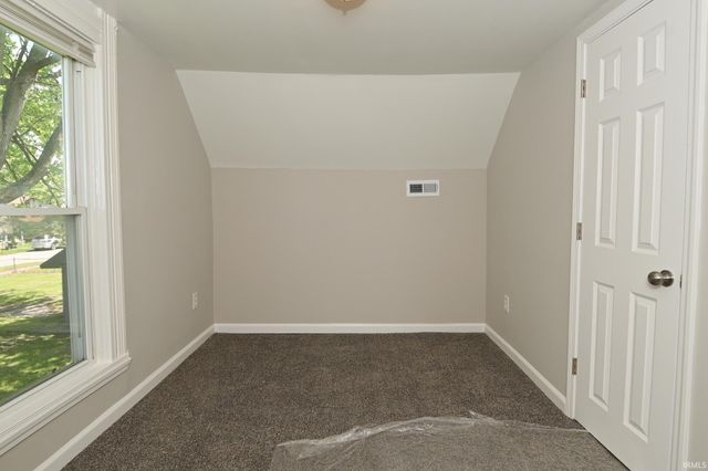 805 S 17th Street, Elwood, IN 46036