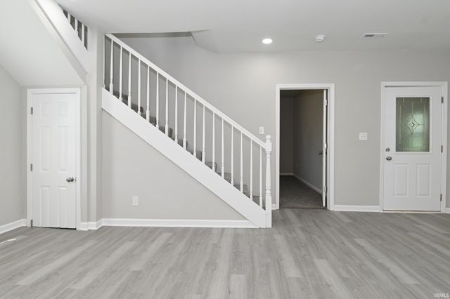 805 S 17th Street, Elwood, IN 46036