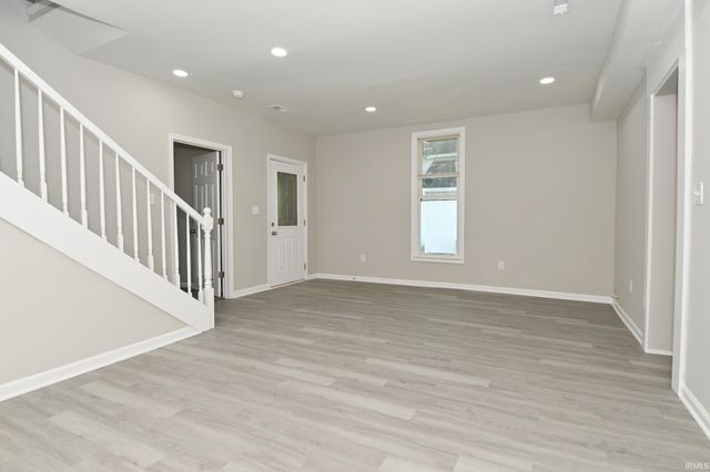 805 S 17th Street, Elwood, IN 46036