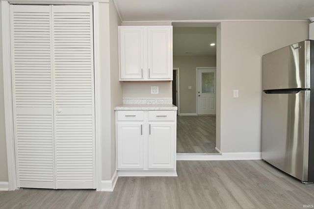 805 S 17th Street, Elwood, IN 46036