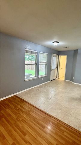 2707 Prairie Creek Drive, Mckinney, TX 75071