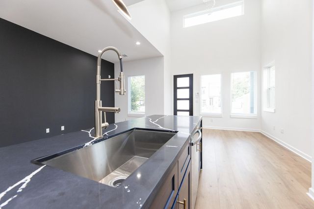 8502 Safeguard Street B, Houston, TX 77051