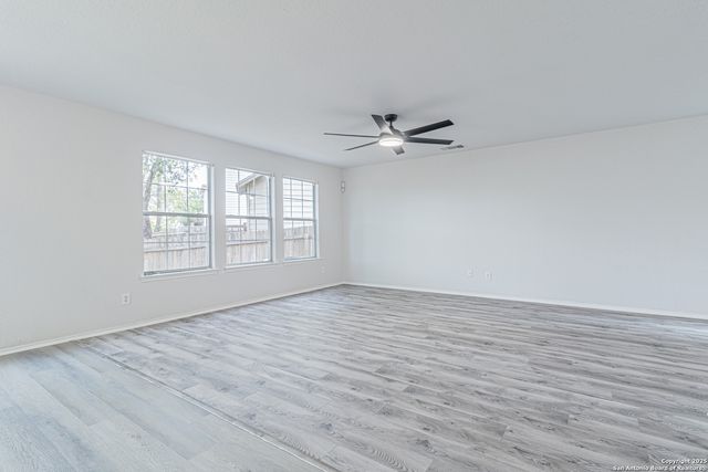 6615 Suncliff Crst, San Antonio, TX 78238