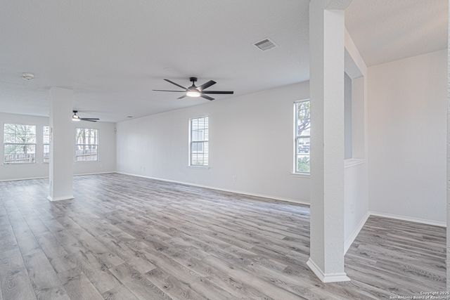 6615 Suncliff Crst, San Antonio, TX 78238