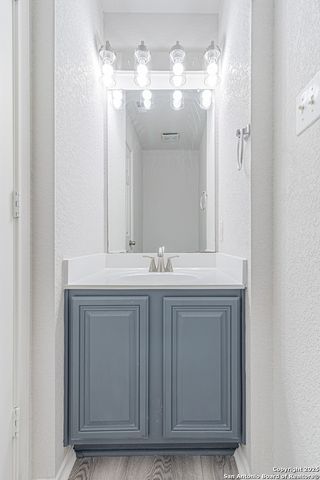 6615 Suncliff Crst, San Antonio, TX 78238