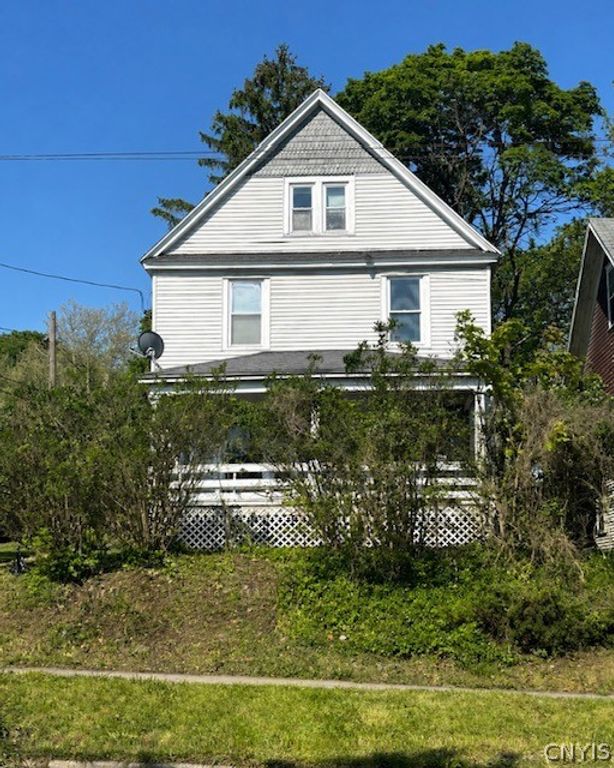 125 Kensington & Lancaster Road, Syracuse, NY 13210
