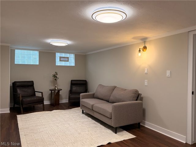 3921 Faversham Road, University Heights, OH 44118