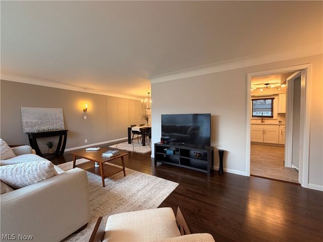 3921 Faversham Road, University Heights, OH 44118