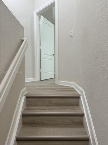 1048 NE 30th Ave 1048, Homestead, FL 33033