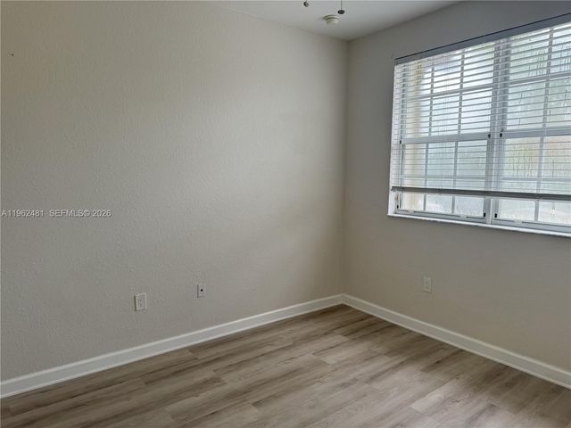 1048 NE 30th Ave 1048, Homestead, FL 33033