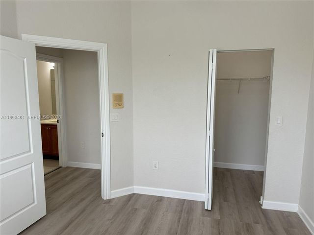 1048 NE 30th Ave 1048, Homestead, FL 33033