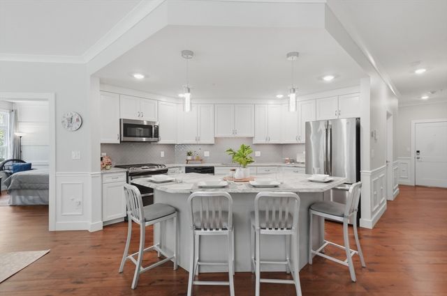 11 Executive Drive 113, Stoneham, MA 02180