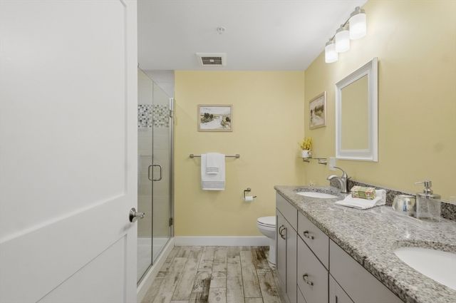 11 Executive Drive 113, Stoneham, MA 02180