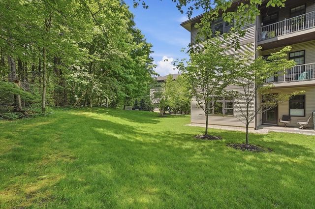 11 Executive Drive 113, Stoneham, MA 02180