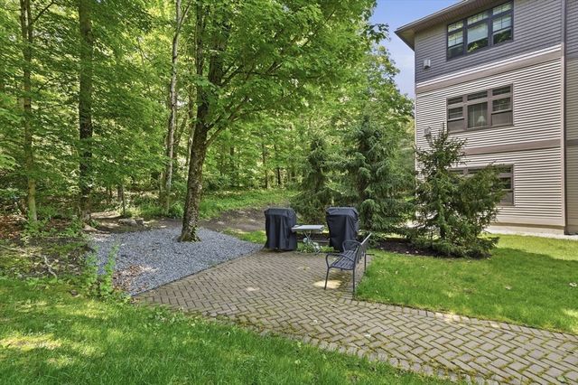 11 Executive Drive 113, Stoneham, MA 02180