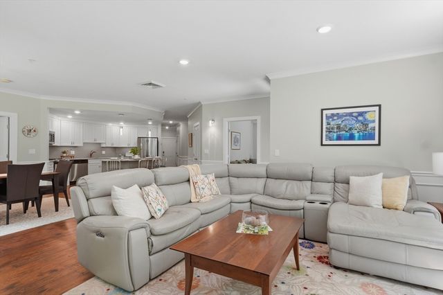 11 Executive Drive 113, Stoneham, MA 02180