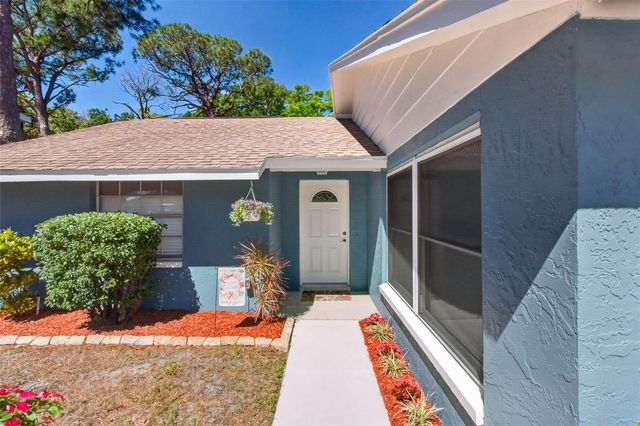 823 RIVERSIDE DRIVE, Tarpon Springs, FL 34689