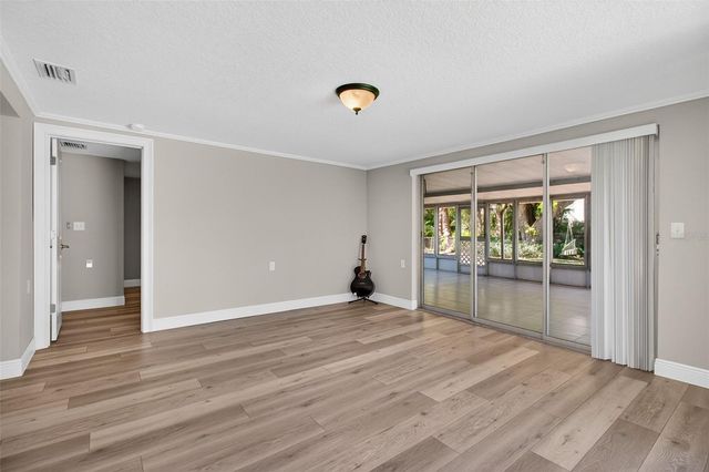 823 RIVERSIDE DRIVE, Tarpon Springs, FL 34689