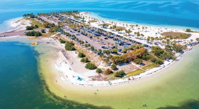 823 RIVERSIDE DRIVE, Tarpon Springs, FL 34689