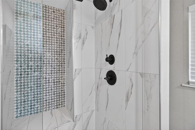 823 RIVERSIDE DRIVE, Tarpon Springs, FL 34689