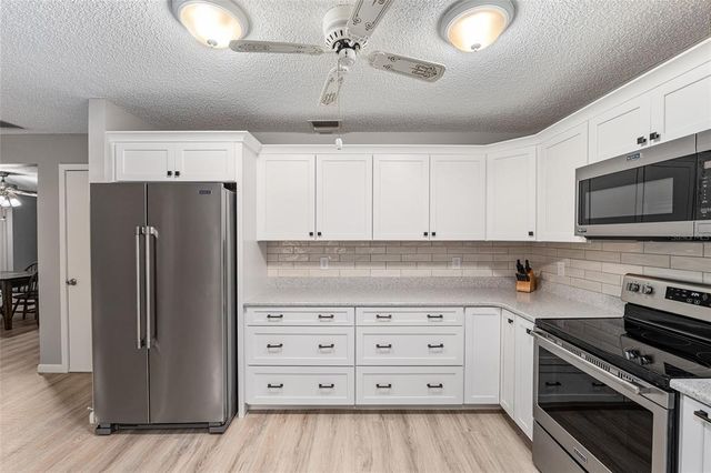 8532 SW 93RD PLACE B, Ocala, FL 34481