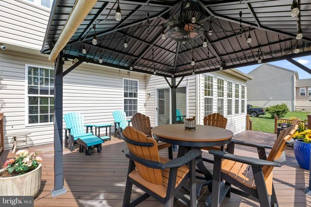 34 JOY CIR, Barto, PA 19504
