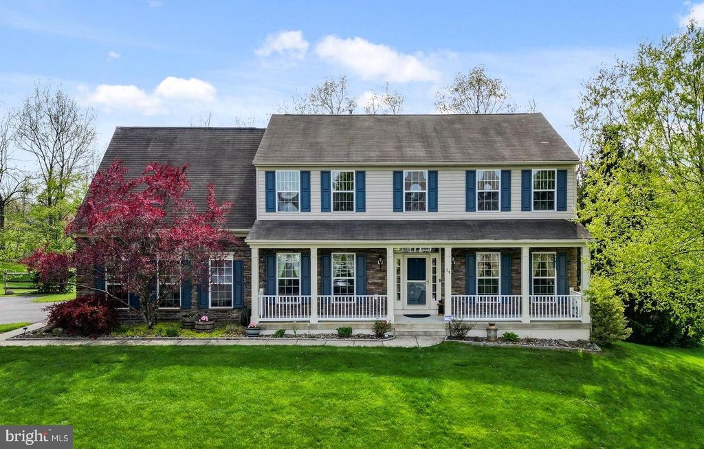 34 JOY CIR, Barto, PA 19504
